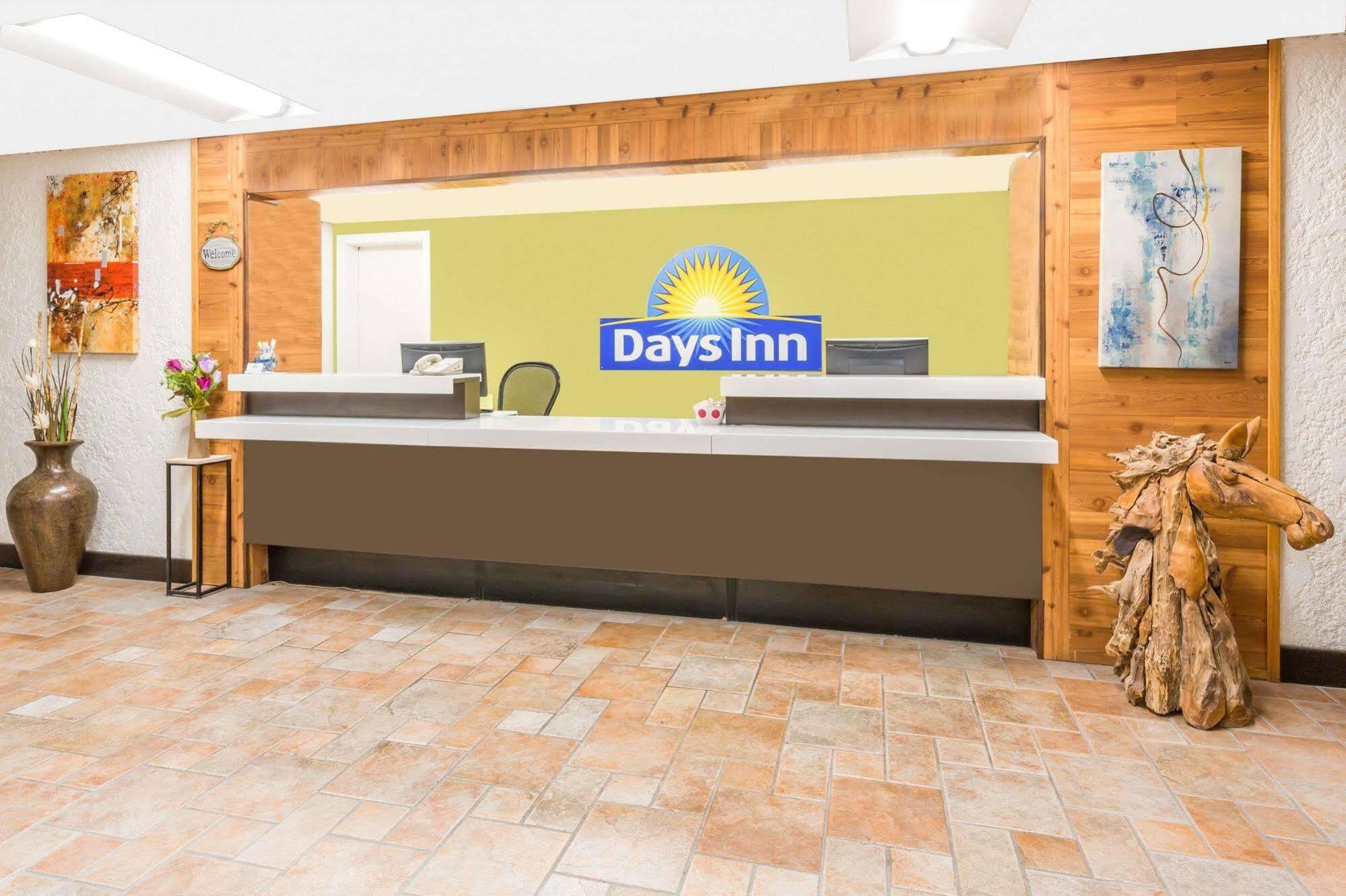 Scottsbluff Inn Экстерьер фото