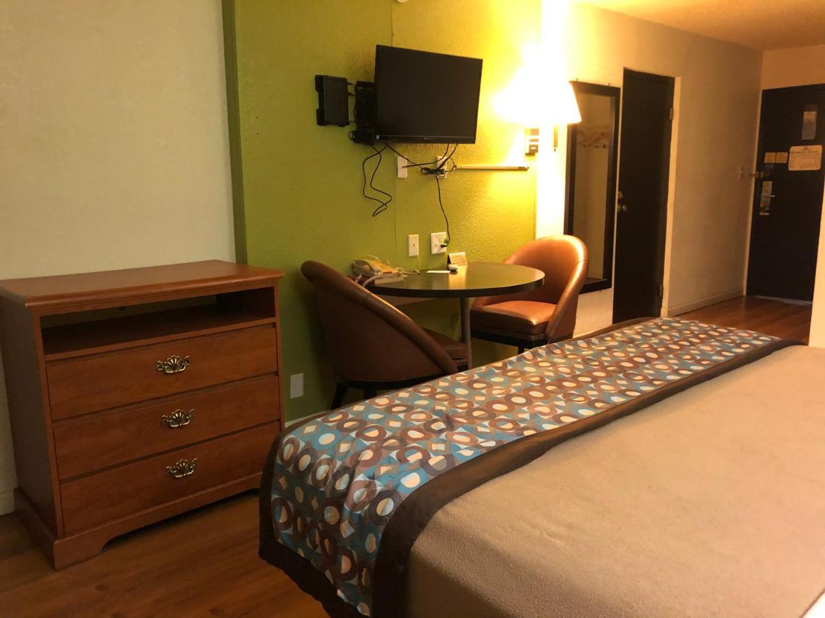 Scottsbluff Inn Экстерьер фото